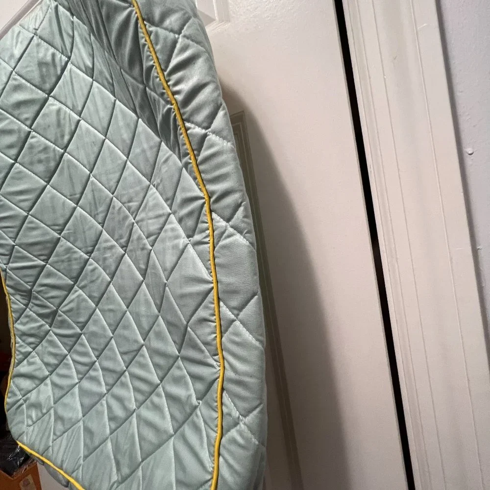 Heirloom Design kid Peter Rabbit garment carrier